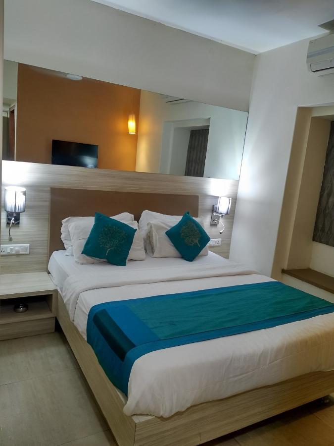 Apollo Guest House مومباي المظهر الخارجي الصورة