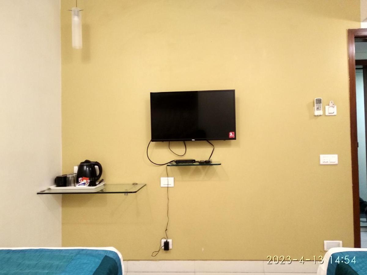 Apollo Guest House مومباي المظهر الخارجي الصورة