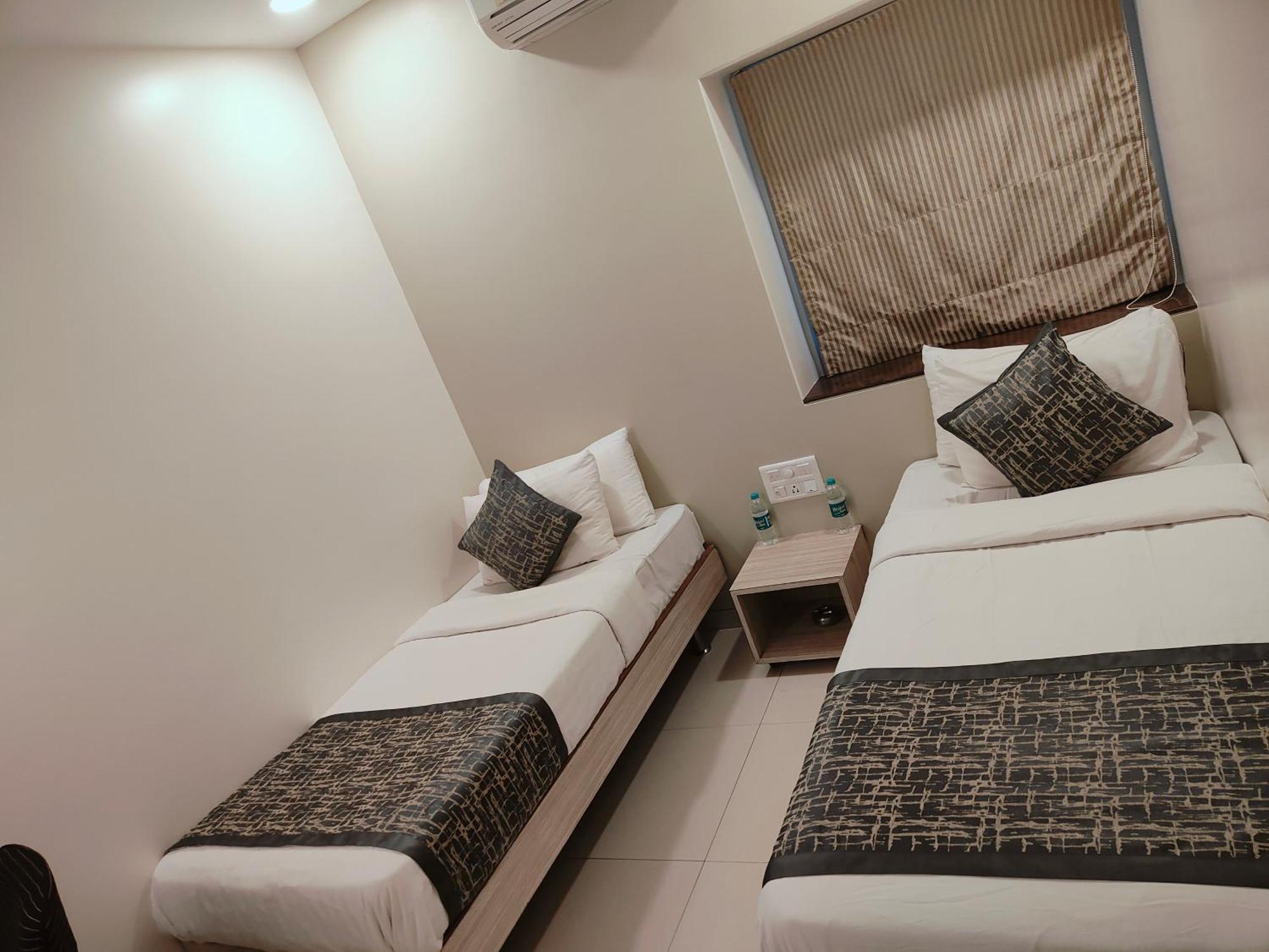 Apollo Guest House مومباي المظهر الخارجي الصورة