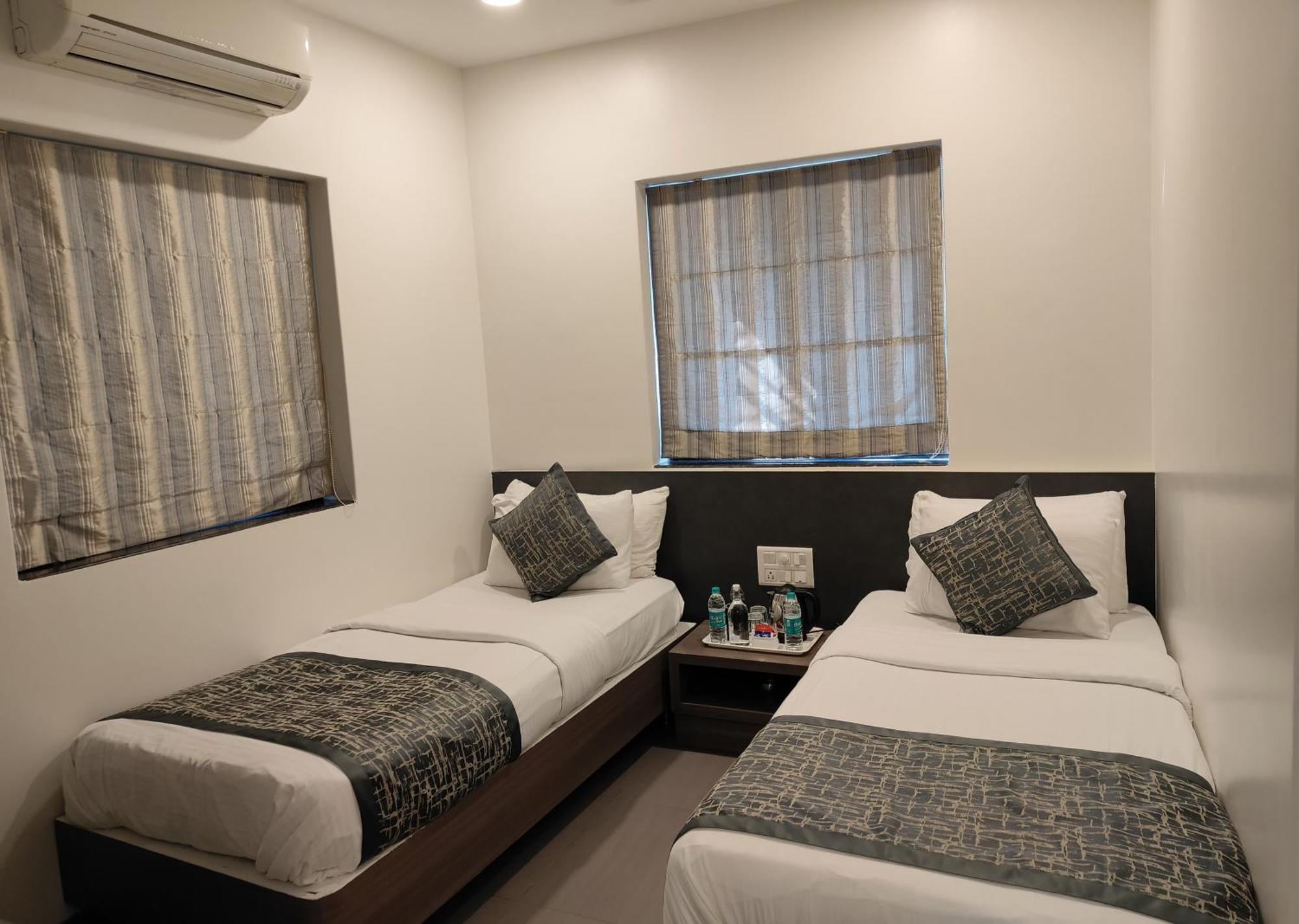 Apollo Guest House مومباي الغرفة الصورة